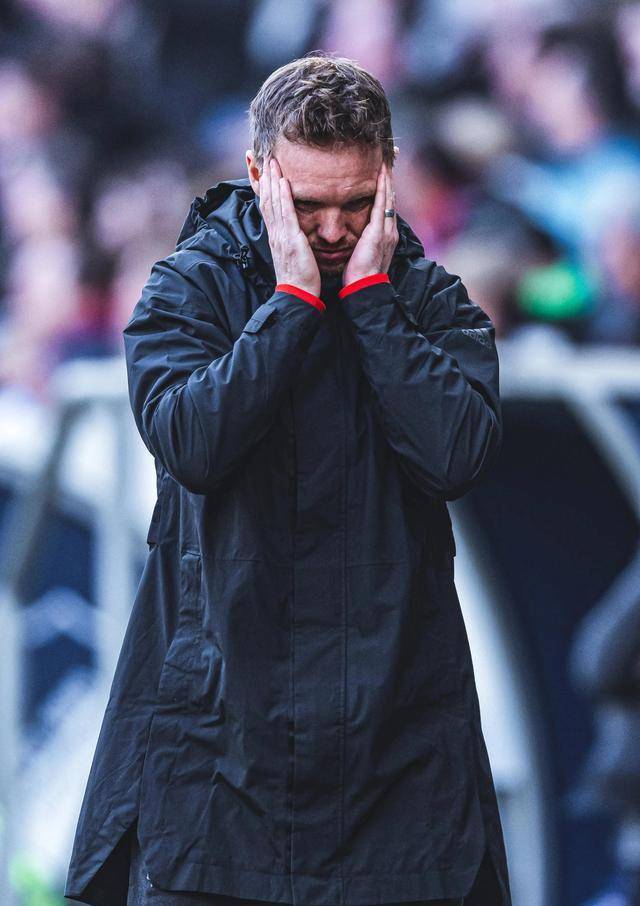 风云突变拜仁慕尼黑窗口期门线救险,社区盾版图或变,媒体盛赞,阵容厚度经受考验的简单介绍 风云突变拜仁慕尼黑窗口期门线救险,社区盾版图或变,媒体盛赞,阵容厚度经受考验的简单介绍